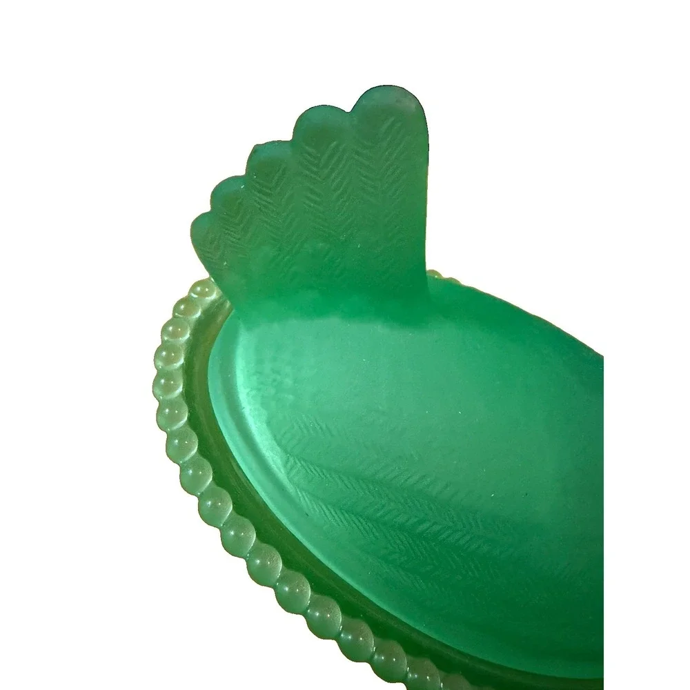 Green Frosted Glass Hen on Nest Covered Dish Chicken Trinket Candy Box Decor